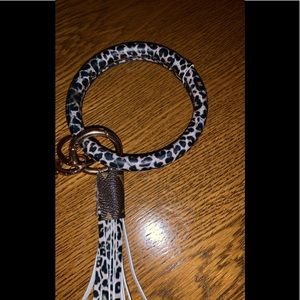 Leopard keychain (reserved for Jen)